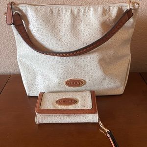 Guess shoulder bag with matching wallet